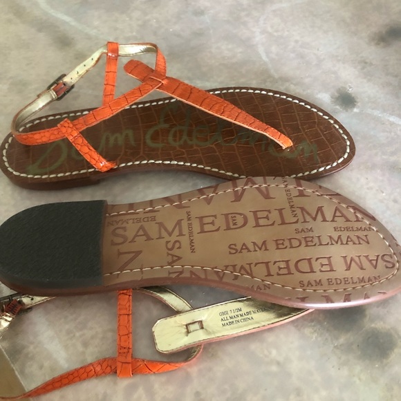 Sandals - Picture 3 of 4